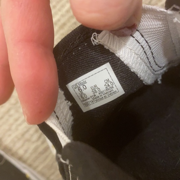 Vans Asher/Sunflower Slip-ons - Picture 7 of 7